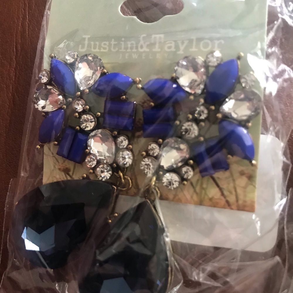 earring bundle! - Picture 4 of 4